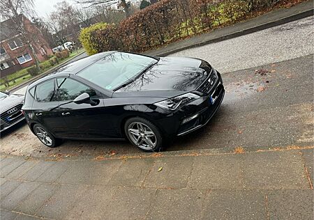 Seat Leon 2.0TDI FR Black Matt virt.Cockpit,Shz,Schie