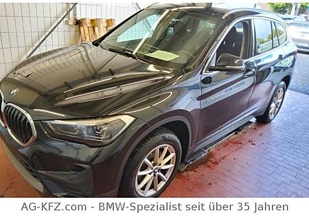 BMW X1 sDrive18d NaviPlus/HUD/PANO/KeyGO/