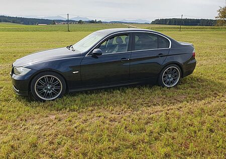 BMW 325i -