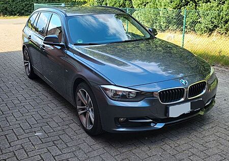 BMW 328i Touring Sport Line