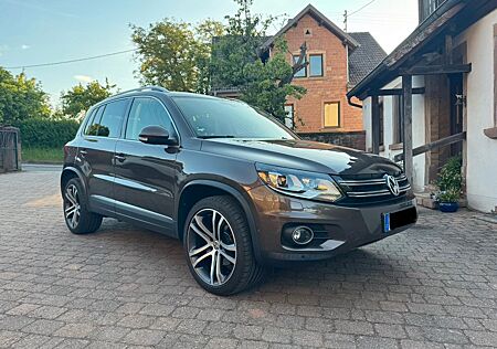 VW Tiguan Volkswagen 2.0 TDI 130kW DSG 4MOT BMT Track & Style