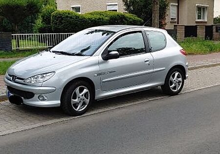 Peugeot 206 1.4 Quiksilver 110 Quicksilver