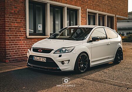 Ford Focus 2,5 ST Grail