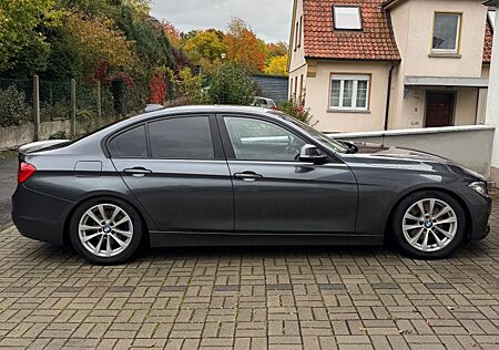 BMW 328i F30
