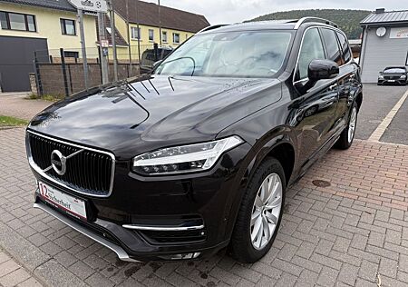 Volvo XC 90 D5 Momentum AWD Pano LED Leder Kamera TÜV
