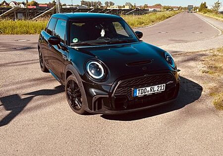 Mini Cooper S JCW John Cooper Works AERO Harman&K.
