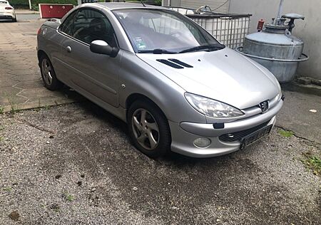 Peugeot 206 CC Platinum 110 Automatik