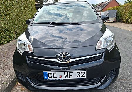 Toyota Verso-S "erste Hand"1,33-l-Dual-VVT Life Life