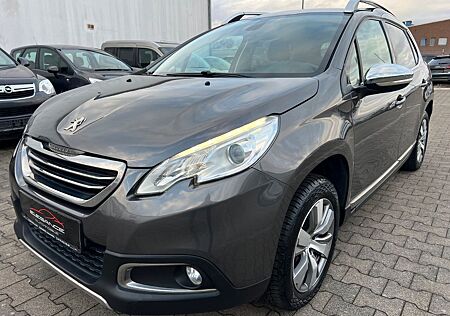 Peugeot 2008 Allure PureTech 1.HAND SEHR GEPFLEGT