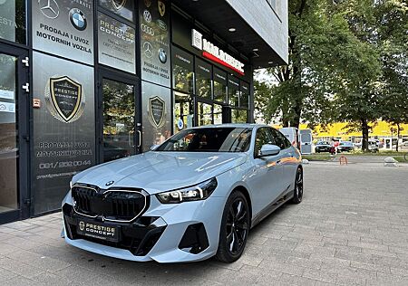 BMW 520d *M SPORT PRO*Iconic Glow*H/K*