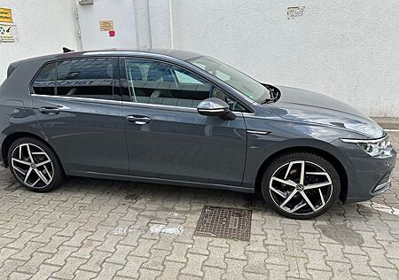 VW Golf Volkswagen 1.5 eTSI OPF 110kW DSG Style Style