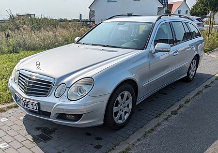 Mercedes-Benz E 200 KOMPRESSOR T ELEGANCE Elegance