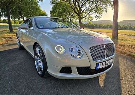 Bentley Continental GT 6.0 W12 4WD Mulliner Exclusive