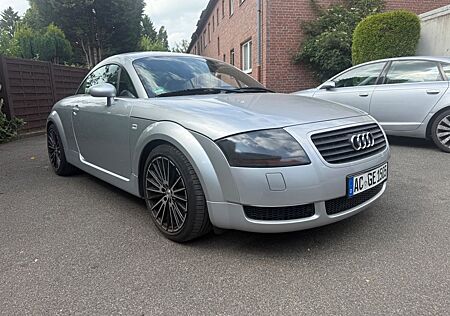 Audi TT Coupe 1.8T -