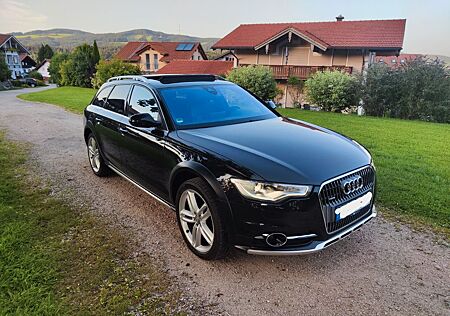 Audi A6 Allroad 3.0 TFSI S tronic gute Ausstattung