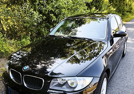 BMW 116i - TÜV Neu Steuerkette Neu Preis ist VB