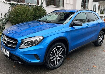 Mercedes-Benz GLA 200 d DCT Urban Night