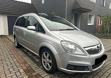 Opel Zafira 2.2 Automatik Pano Leder 7 Sitzer Navi