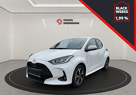 Toyota Yaris Hybrid Teamplayer SAFETY + LED+RFK+CARPLAY