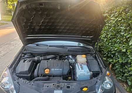 Opel Astra 1.8 Sport Sport