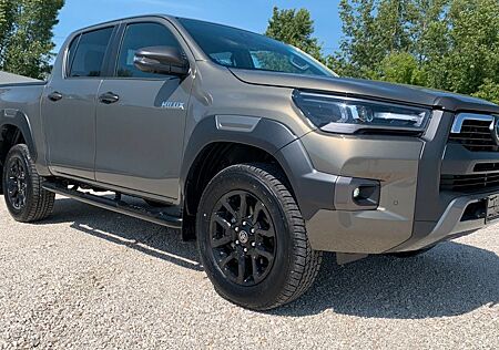 Toyota Hilux 2.8 D-4D 4X4 INVINCIBLE MY25,52.990 NETTO