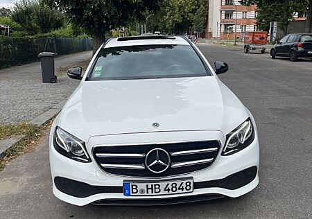 Mercedes-Benz E 220 E 220d T Autom. -