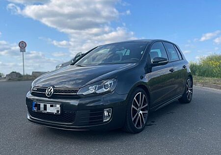 VW Golf Volkswagen 2.0 TDI GTD