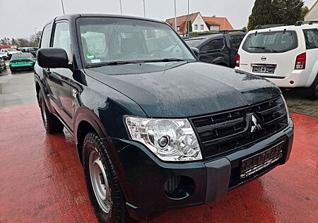 Mitsubishi Pajero 3.2 DI-D Inform