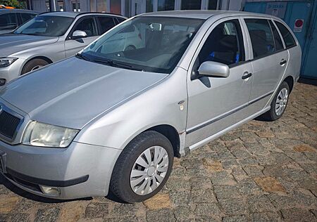 Skoda Fabia 1.4 16V Combi Life Automatik/Klima