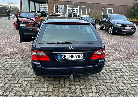 Mercedes-Benz E 200 KOMPRESSOR T ELEGANCE Elegance