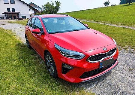 Kia Cee'd Sportswagon 1.6 CRDi DCT Spirit Sports...