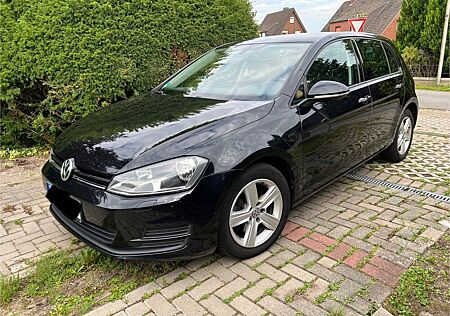 VW Golf Volkswagen 2.0 TDI super gepflegt