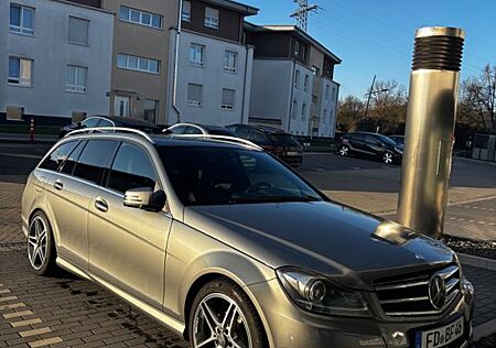 Mercedes-Benz C 220 CDI T - AMG Paket