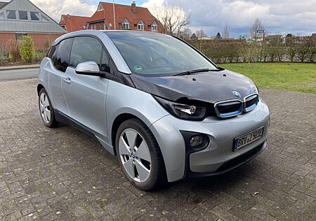 BMW i3 (60 Ah), Wärmepumpe Schnellladen TÜV Scheckhe