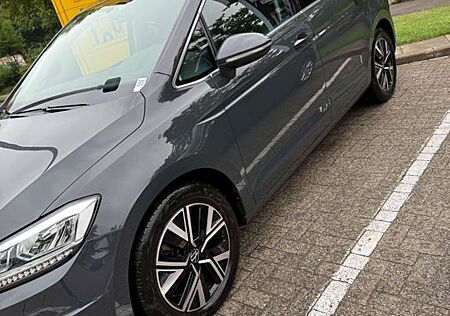 VW Touran Volkswagen 2.0 TDI SCR DSG Highline Highline