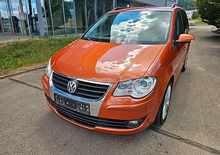 VW Touran Volkswagen 1.4 TSI United, 7 Sitze, Navi, PDC, AHK,