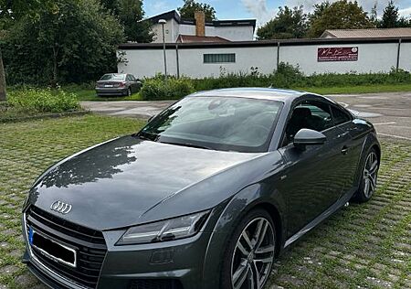 Audi TT Coupe 2.0 TFSI S-Line