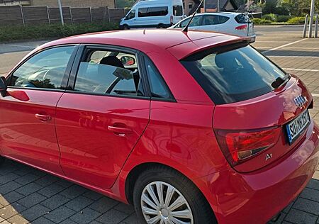 Audi A1 1.2 TFSI Ambition Sportback 8fach bereift