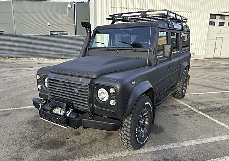 Land Rover Defender 110 TD4 Station Wagon