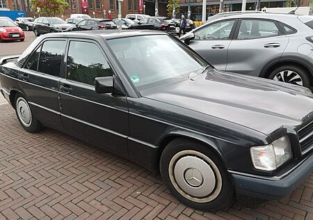 Mercedes-Benz 190