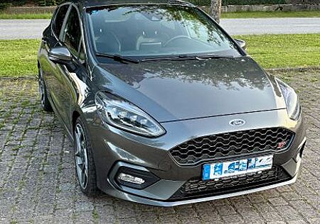 Ford Fiesta 1,5 EcoBoost ST mit Leder-Exklusiv Paket