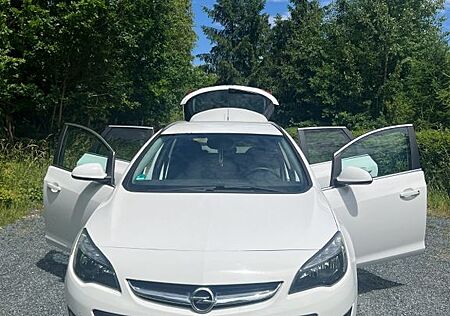Opel Astra Sp. T. 1.6 CDTI eco ENERGY 81 S/S 97g ...