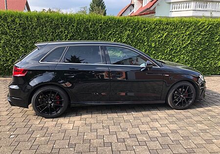 Audi A3 1.4 TFSI cod ultra Attraction Sportback A...