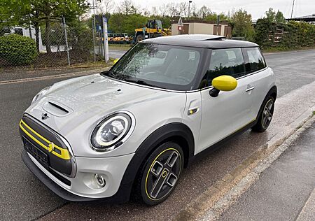 Mini Cooper SE *GREENWICH*PANO*LED*NAV