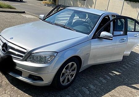 Mercedes-Benz C 200 CDI BlueEFFICIENCY -