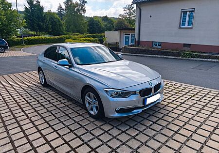 BMW 320d Efficient Dynamics Luxury Line