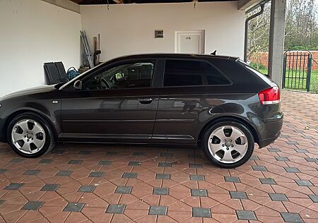 Audi A3 2.0 TDI (DPF) Ambiente Ambiente