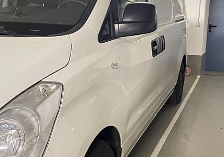 Hyundai H-1 Camper / Selbstausbau / Wohnmobilzulassung