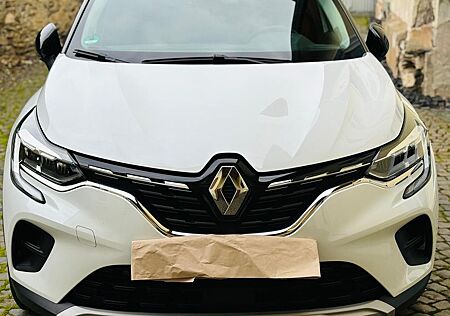 Renault Captur TCe 100 TÜV/AU neu, AHK, 8-fach ALU