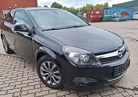 Opel Astra GTC 1.6 ECOTEC Edition 111 Jahre 85kW ..